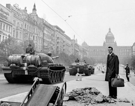 Prague tanks